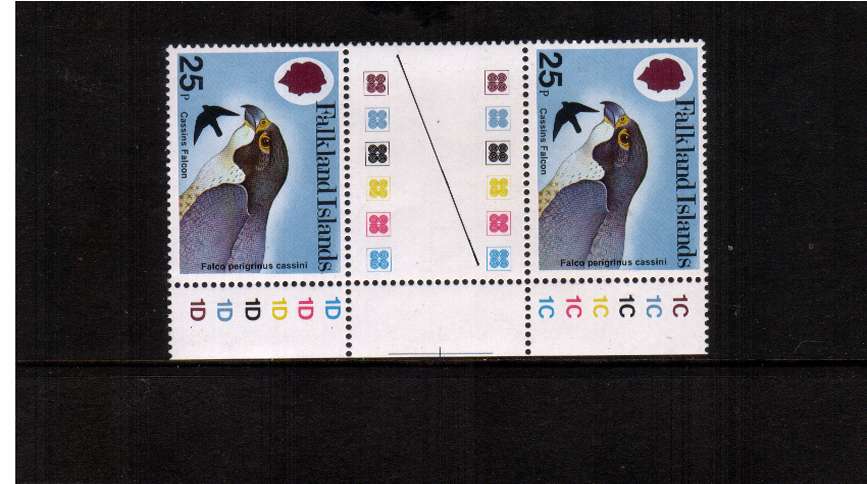 25p Birds of Prey gutter pair with INVERTED WATERMARK superb unmounted mint.

<br/><b>ZQF</b>