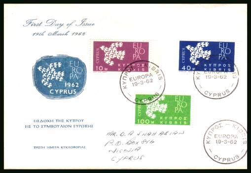 EUROPA  - Doves<br/>on a hand  addressed illustrated official First Day Cover