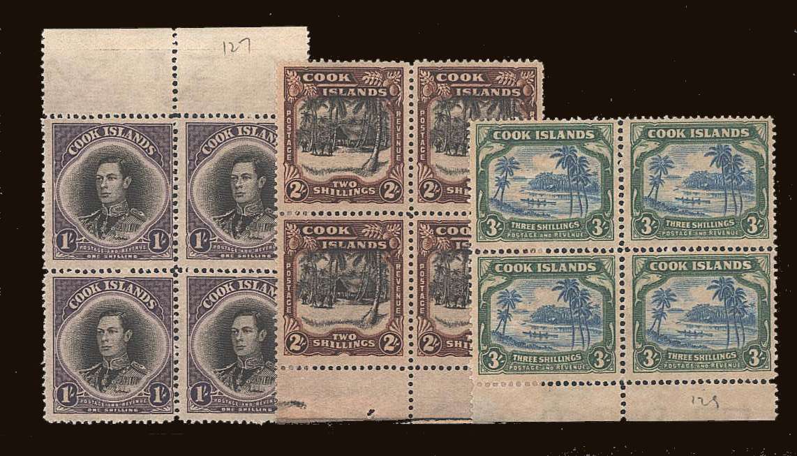 The Pictorials complete set of three<br/>in lightly mounted marginal blocks of four.<br/> Blocks lightly mounted on top pairs only.<br/> Lower pairs are unmounted.
<br/>
<b>QQB</b>
